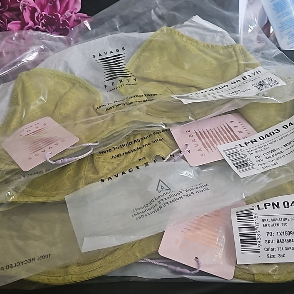 Savage X Fenty Signature Script Unlined Bra Tea Garden Green NIP - Picture 8 of 13